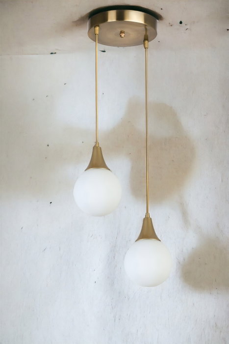Opviq Lámpara de araña Afra con pantalla de vidrio blanco y dorado